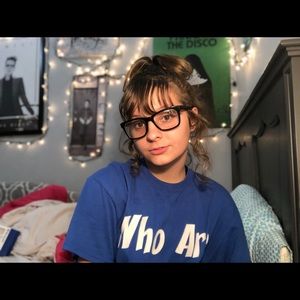 Meet your Posher, Talia